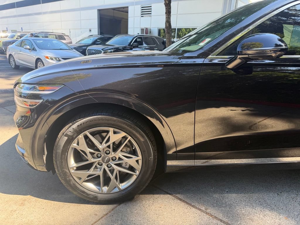Used 2024 Genesis GV70 2.5T w/ Advanced Package AWD/4WD image 7