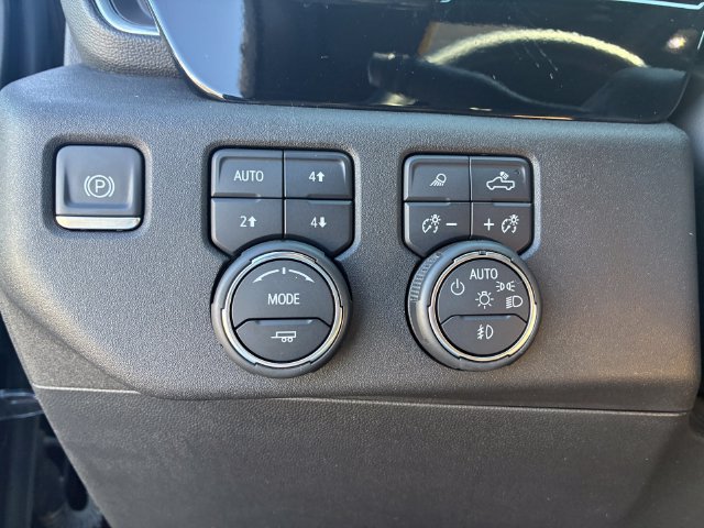 Used 2024 Chevrolet Silverado 1500 High Country w/ High Country Premium Package AWD/4WD image 21