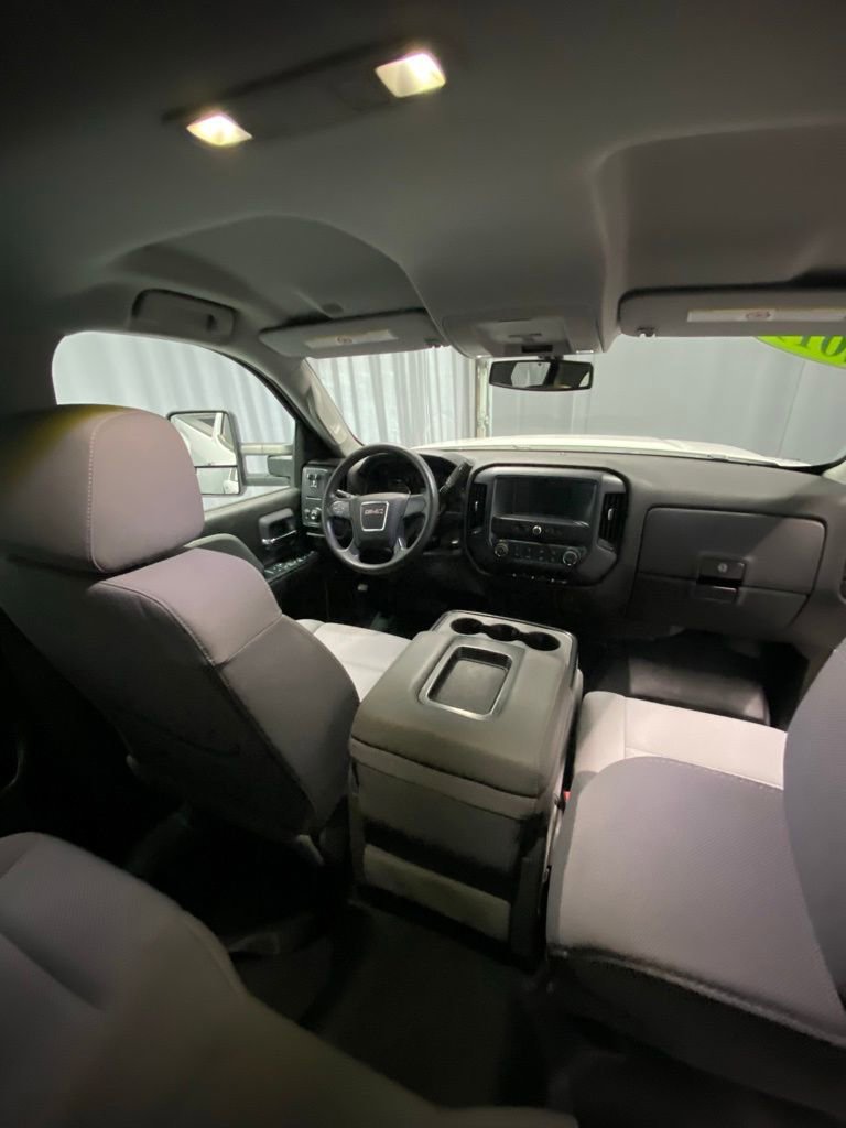 Used 2019 GMC Sierra 2500 4x4 Double Cab w/ Sierra Convenience Package image 6