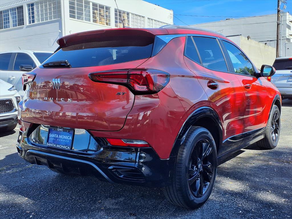 Used 2024 Buick Encore GX Sport Touring image 9