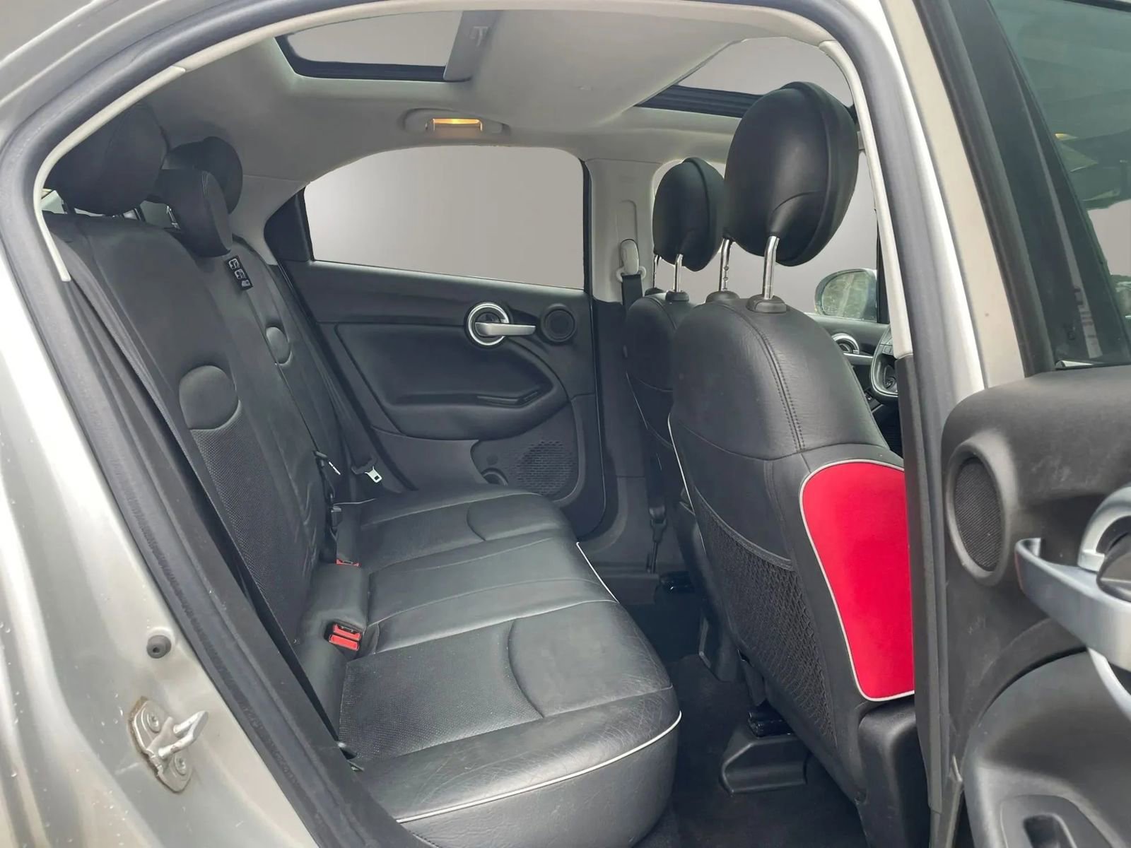 Used 2016 FIAT 500X Lounge image 24