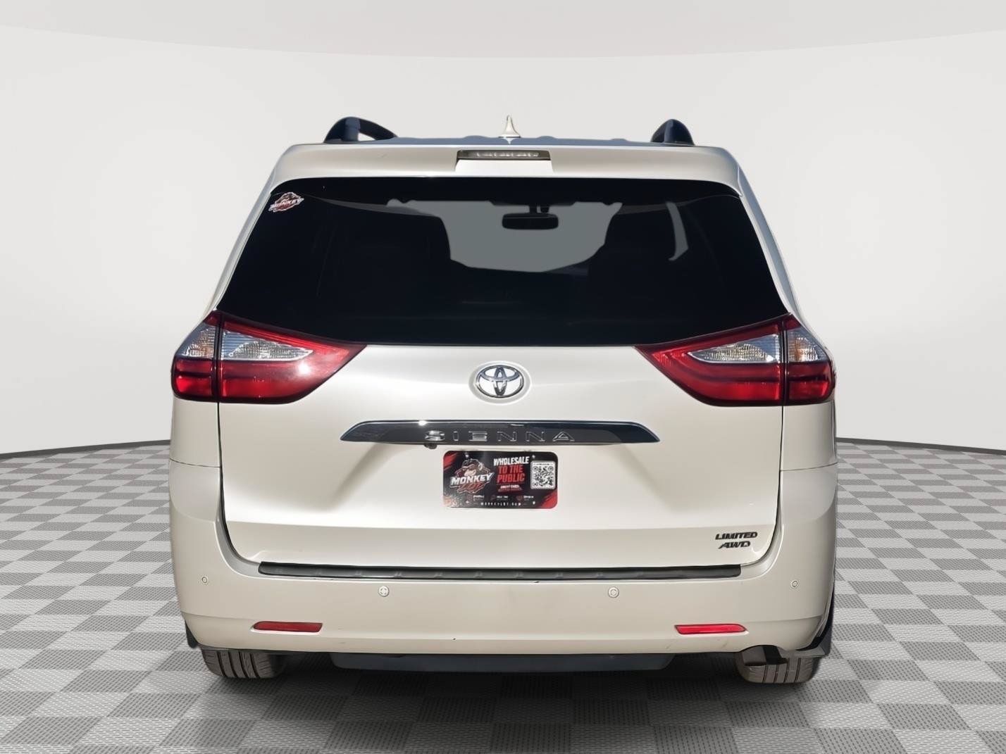 Used 2016 Toyota Sienna Limited Premium AWD/4WD image 5