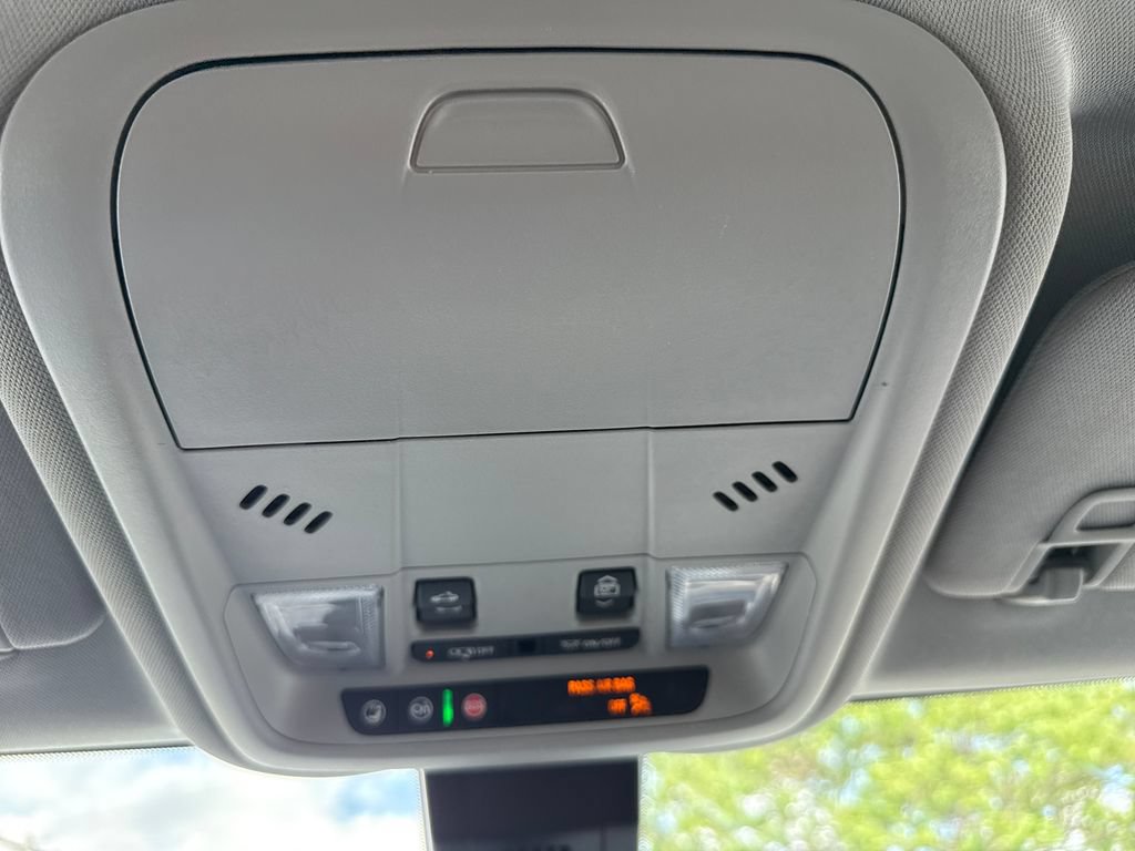 Used 2024 Chevrolet Equinox LT AWD/4WD image 35