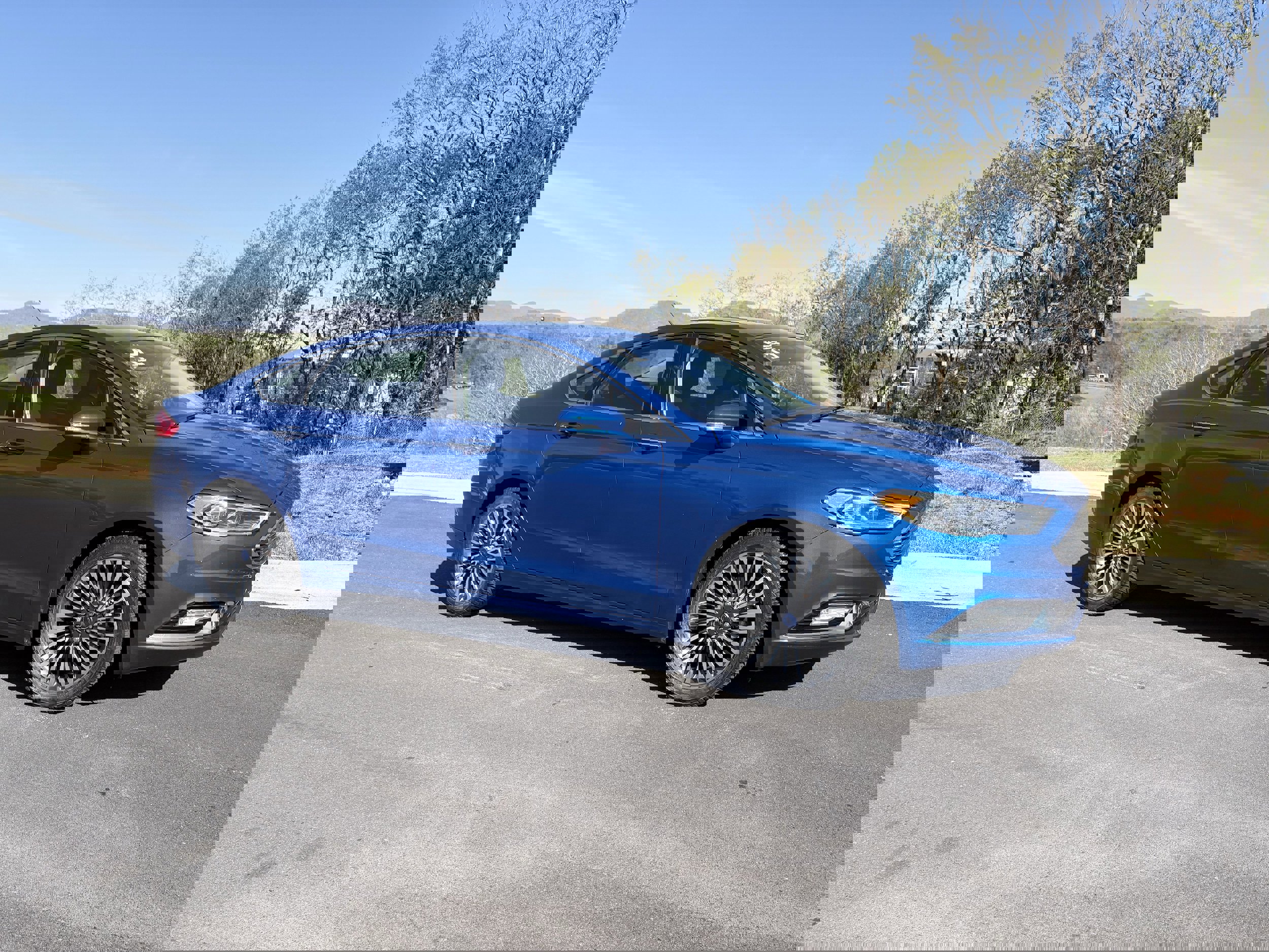 Used 2017 Ford Fusion SE w/ Fusion SE Technology Package image 7