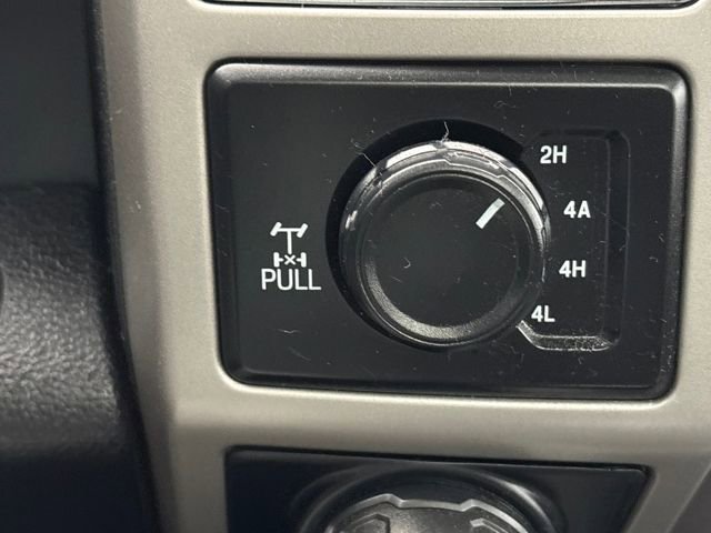 Used 2018 Ford F150 Lariat w/ Equipment Group 502A Luxury image 21