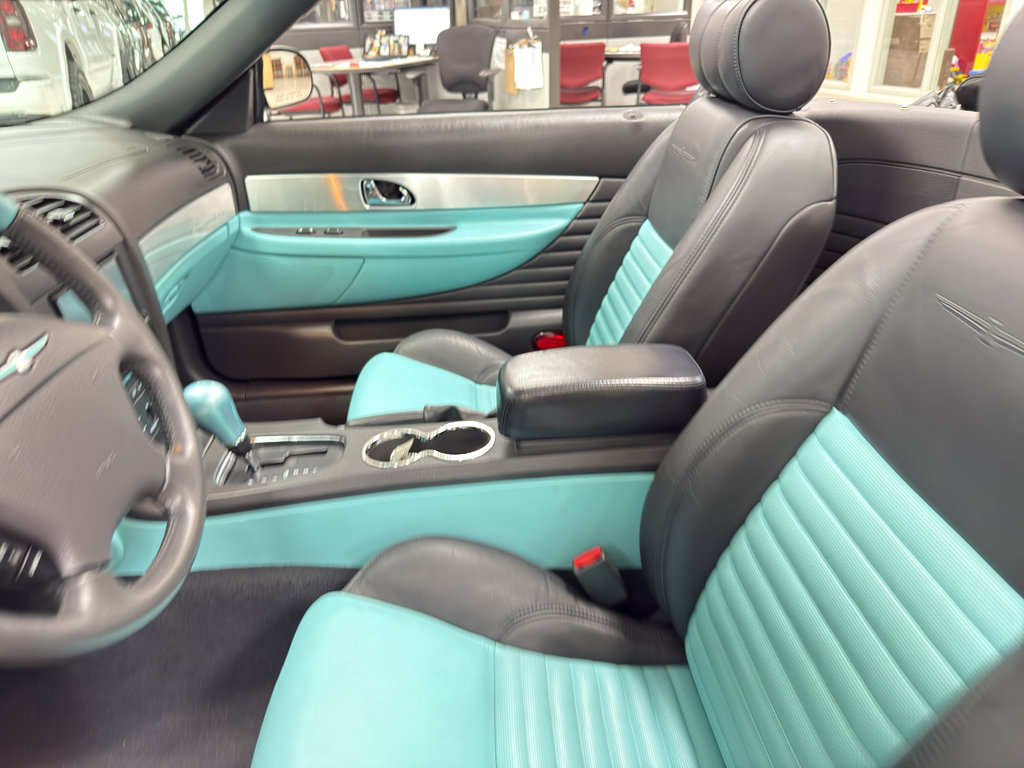 Used 2002 Ford Thunderbird RWD image 25