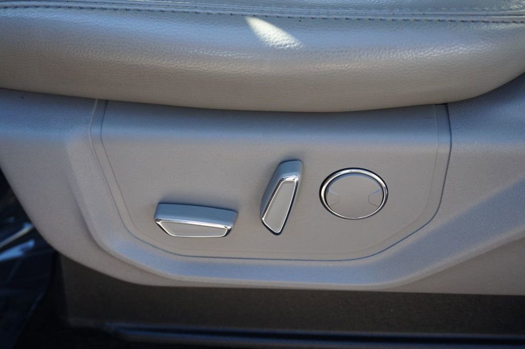 Used 2018 Ford F150 Lariat image 22