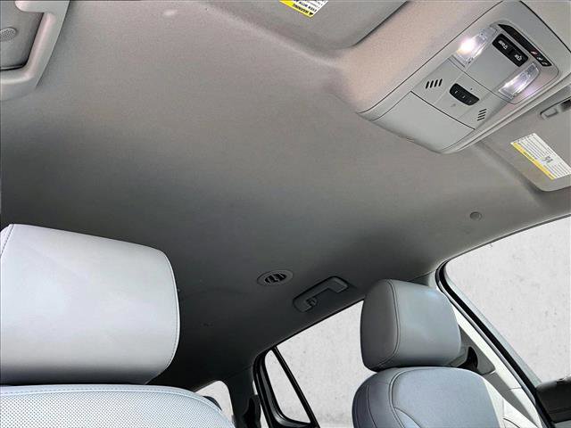 Used 2020 GMC Acadia SLT image 17