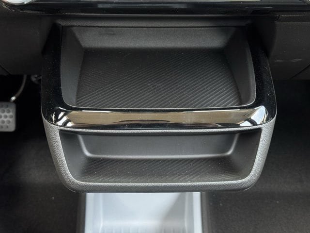 New 2027 Chevrolet Bolt LT w/ Comfort Package FWD image 16