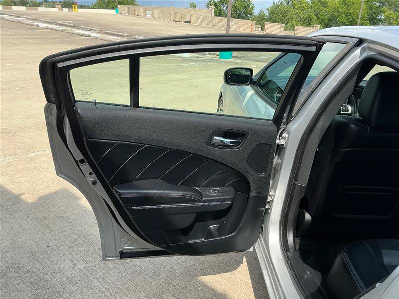 Used 2012 Dodge Charger R/T RWD image 31