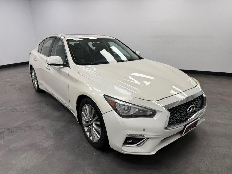 Used 2021 INFINITI Q50 Luxe w/ Cargo Package AWD/4WD image 11