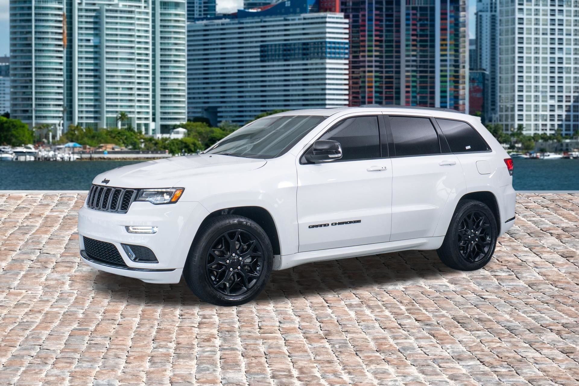 Used 2021 Jeep Grand Cherokee Limited X RWD image 1