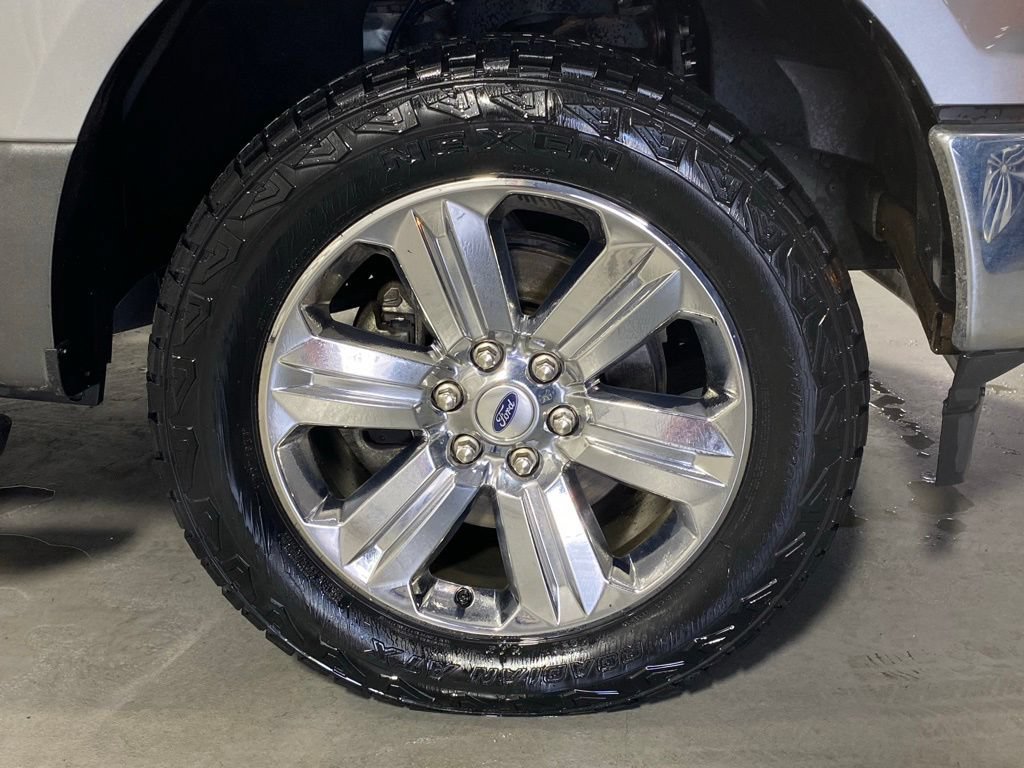 Used 2020 Ford F150 XLT w/ Equipment Group 302A Luxury AWD/4WD image 12