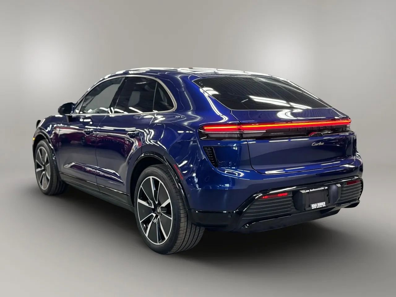 Used 2024 Porsche Macan Turbo Electric image 4