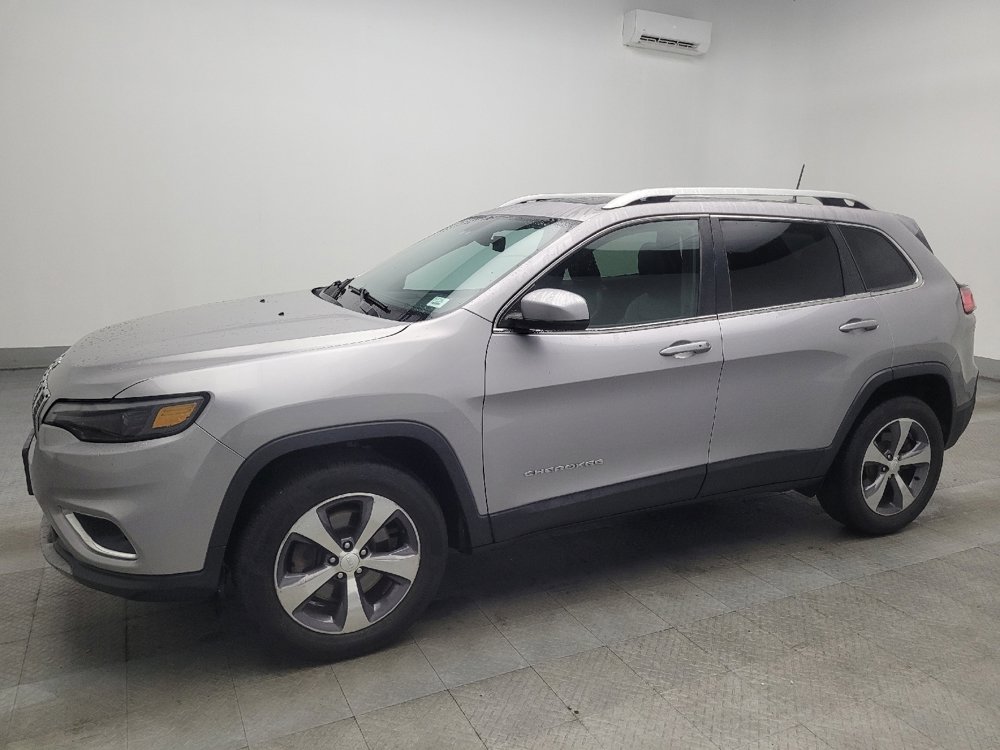 Used 2019 Jeep Cherokee Limited image 2