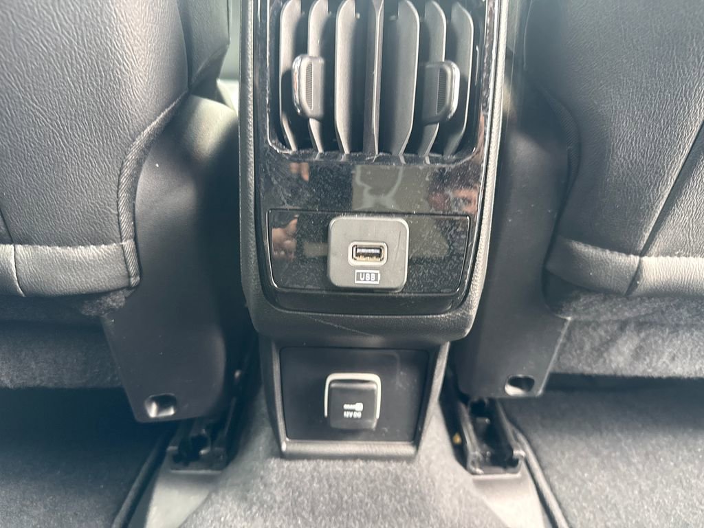 Used 2025 Jeep Compass Limited AWD/4WD image 13