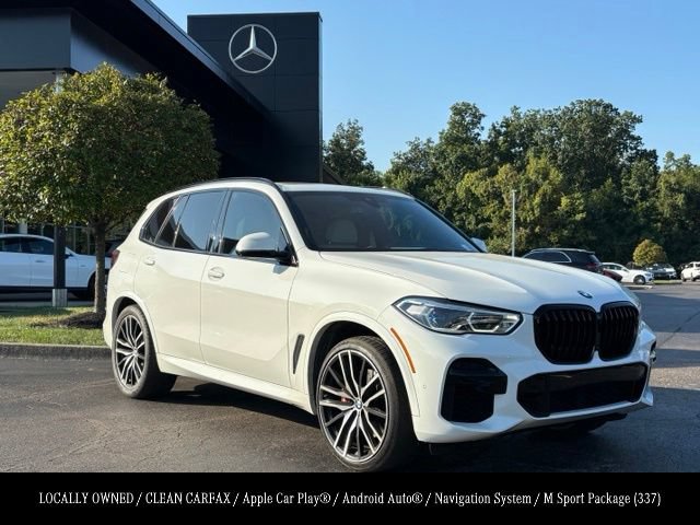 Used 2022 BMW X5 xDrive40i w/ M Sport Package AWD/4WD image 1