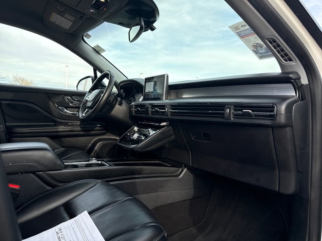 Certified 2022 Lincoln Corsair FWD w/ Equipment Group 101A image 31