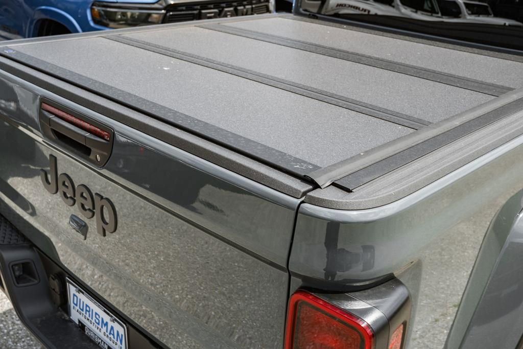 New 2025 Jeep Gladiator Sport AWD/4WD image 8