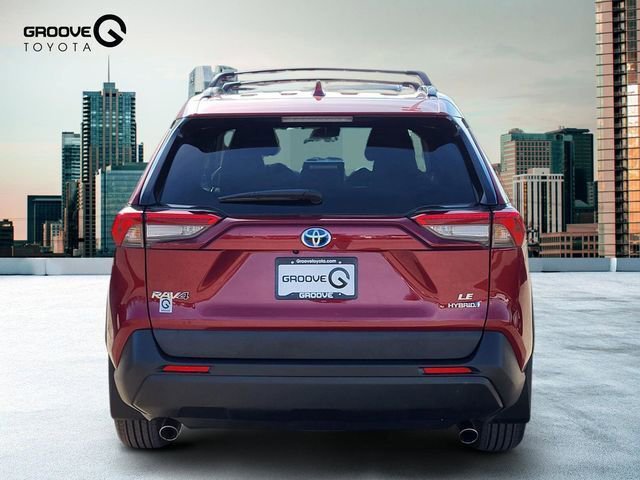 Used 2024 Toyota RAV4 LE image 4