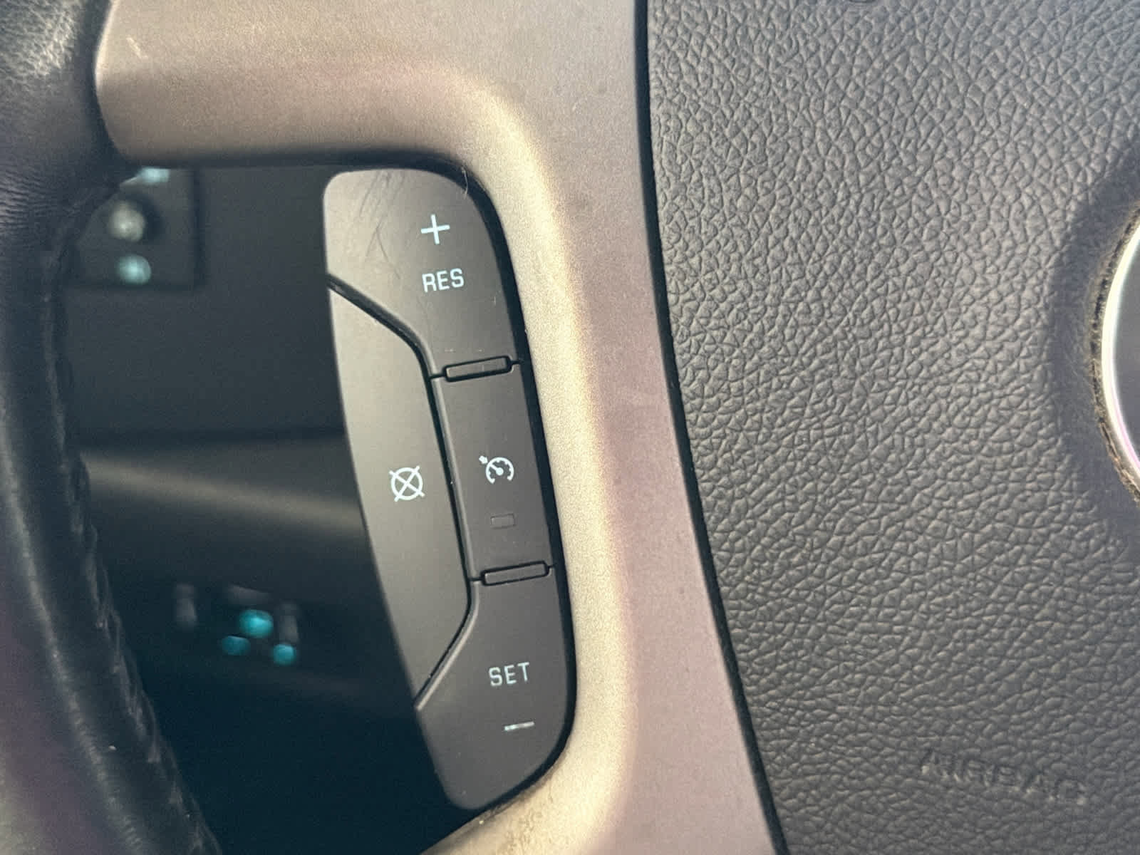 Used 2013 Chevrolet Silverado 2500 LT w/ Interior Plus Package AWD/4WD image 35