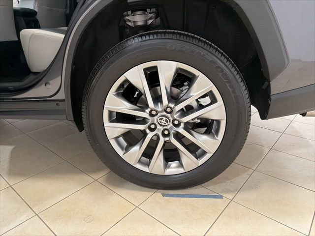 Used 2024 Toyota RAV4 Limited w/ Advanced Technology Package FWD image 27