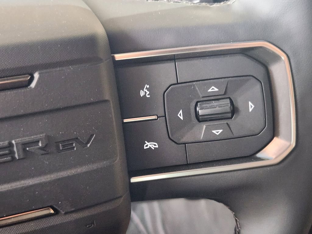 New 2025 GMC Hummer EV 3X w/ LPO, Illumination Package image 11