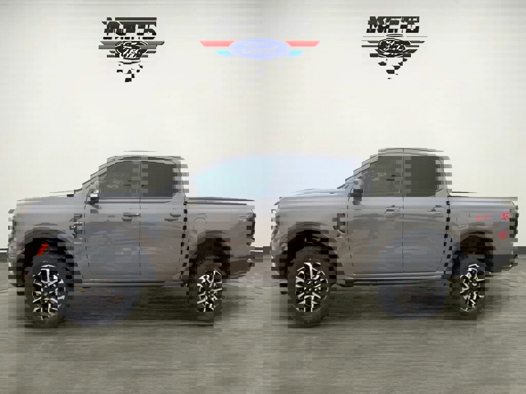 New 2025 Ford Ranger Lariat w/ FX4 Off-Road Package image 2