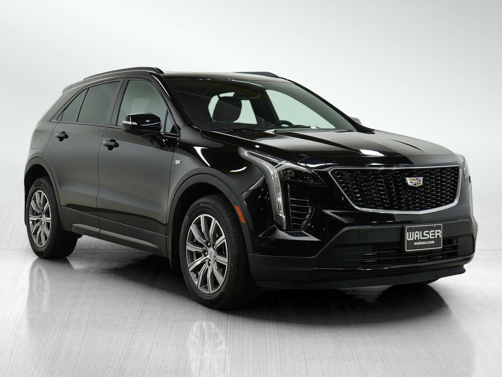Used 2023 Cadillac XT4 Sport image 8