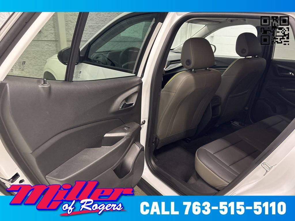 Used 2025 Chevrolet Trax ACTIV w/ Driver Confidence Package image 27