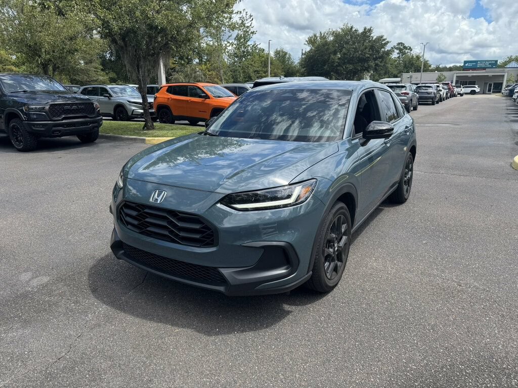 Used 2025 Honda HR-V Sport