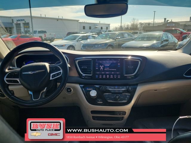 Used 2018 Chrysler Pacifica Touring-L Plus w/ Advanced Safetytec Group image 9