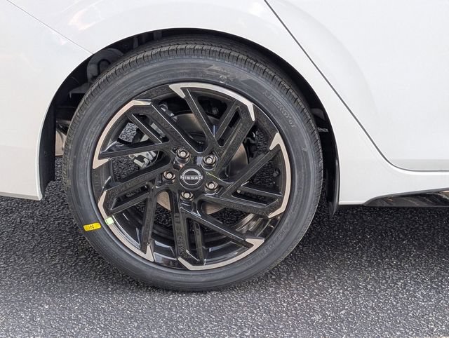 New 2026 Nissan Sentra SR w/ SR Premium Package FWD image 8