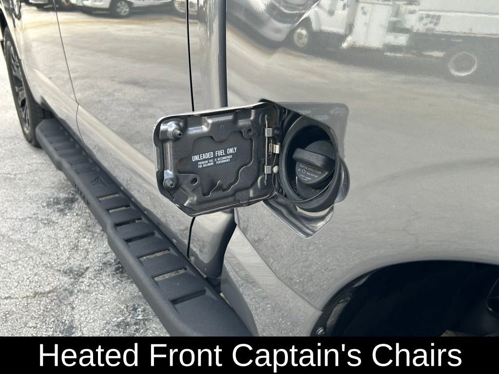 Used 2023 Nissan Titan SV w/ SV Convenience Package image 38
