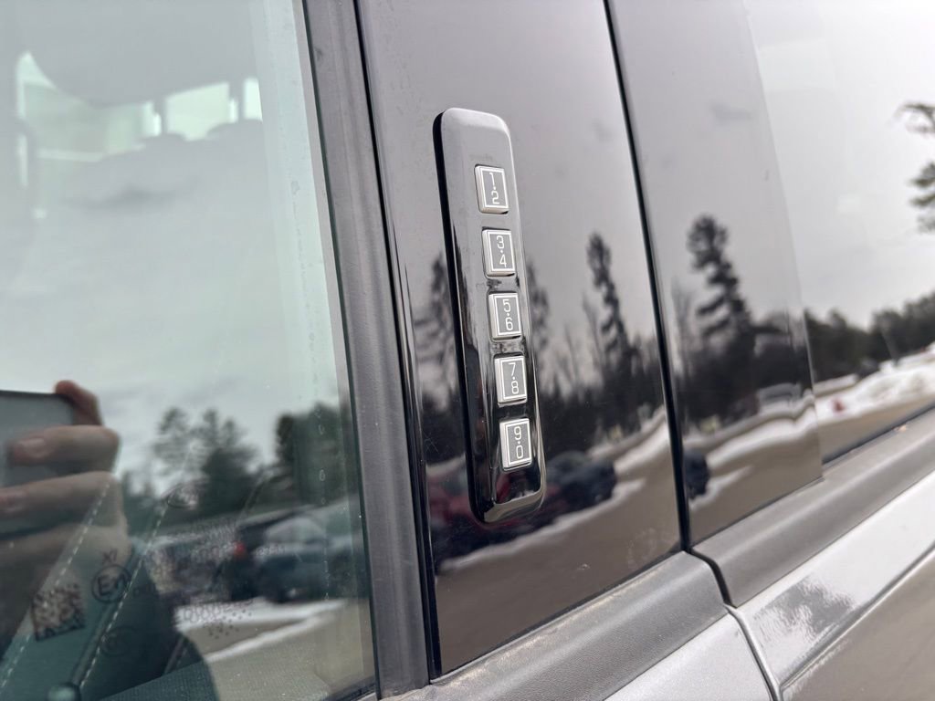 Used 2023 Ford F150 XLT w/ Equipment Group 302A High image 12