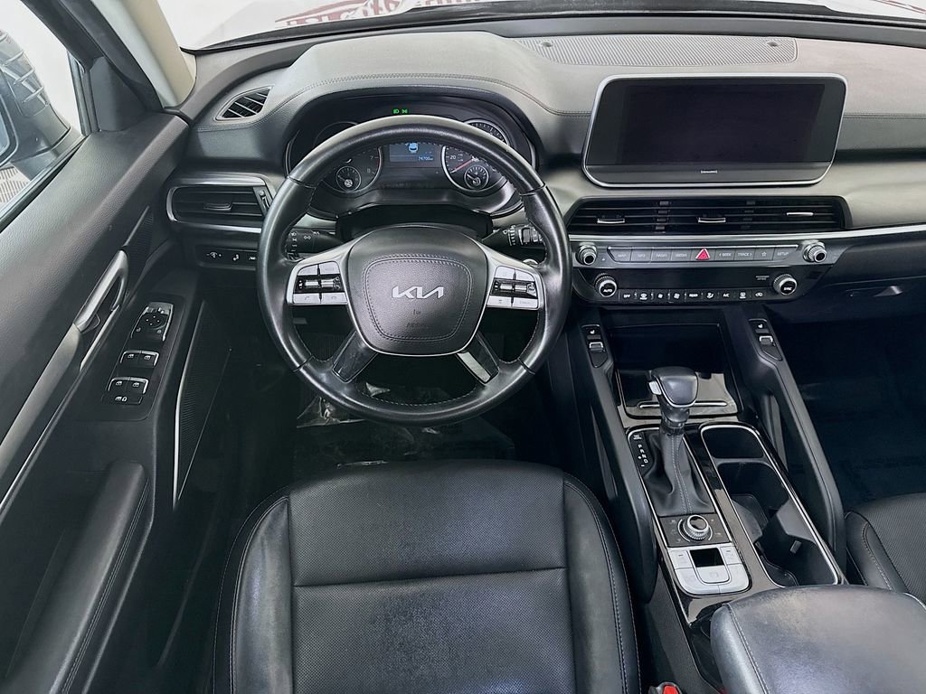 Used 2022 Kia Telluride S image 4