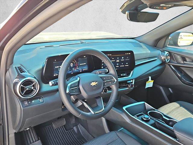 New 2027 Chevrolet Equinox LT w/ Safety and Technology Package FWD image 3