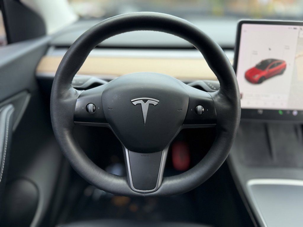 Used 2021 Tesla Model Y Long Range image 41