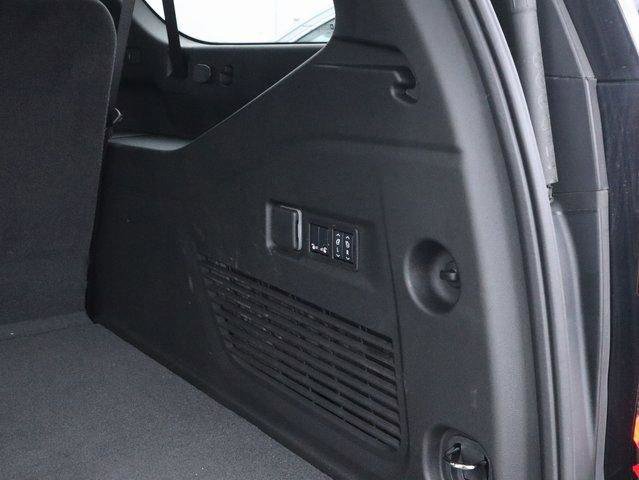 New 2026 GMC Yukon XL Denali w/ Sun & Power Step Package image 12