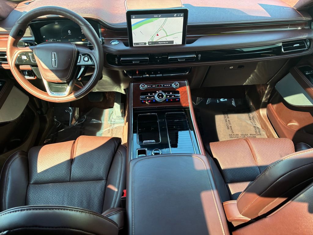 Used 2023 Lincoln Aviator Black Label w/ Dynamic Handling Package image 23