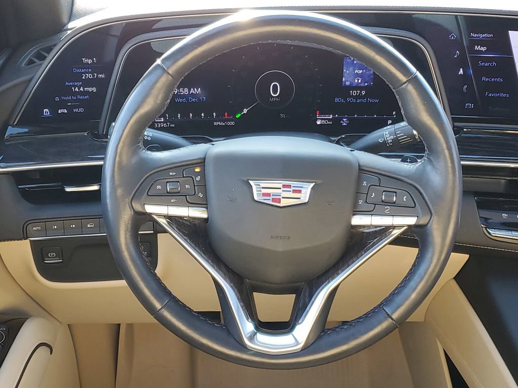Used 2022 Cadillac Escalade Premium Luxury image 27