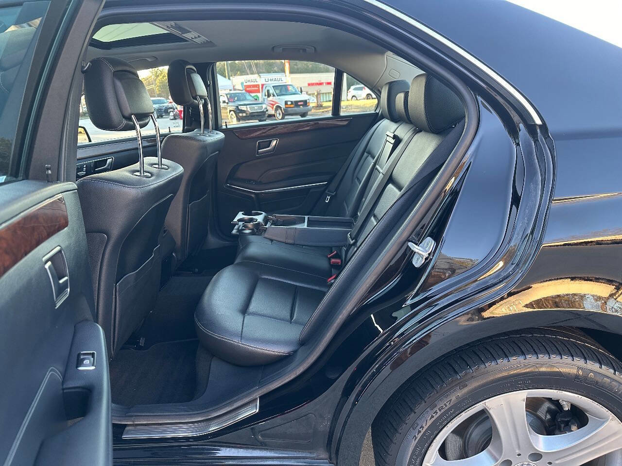 Used 2014 Mercedes-Benz E 350 E 350 Luxury 4dr Sedan image 7