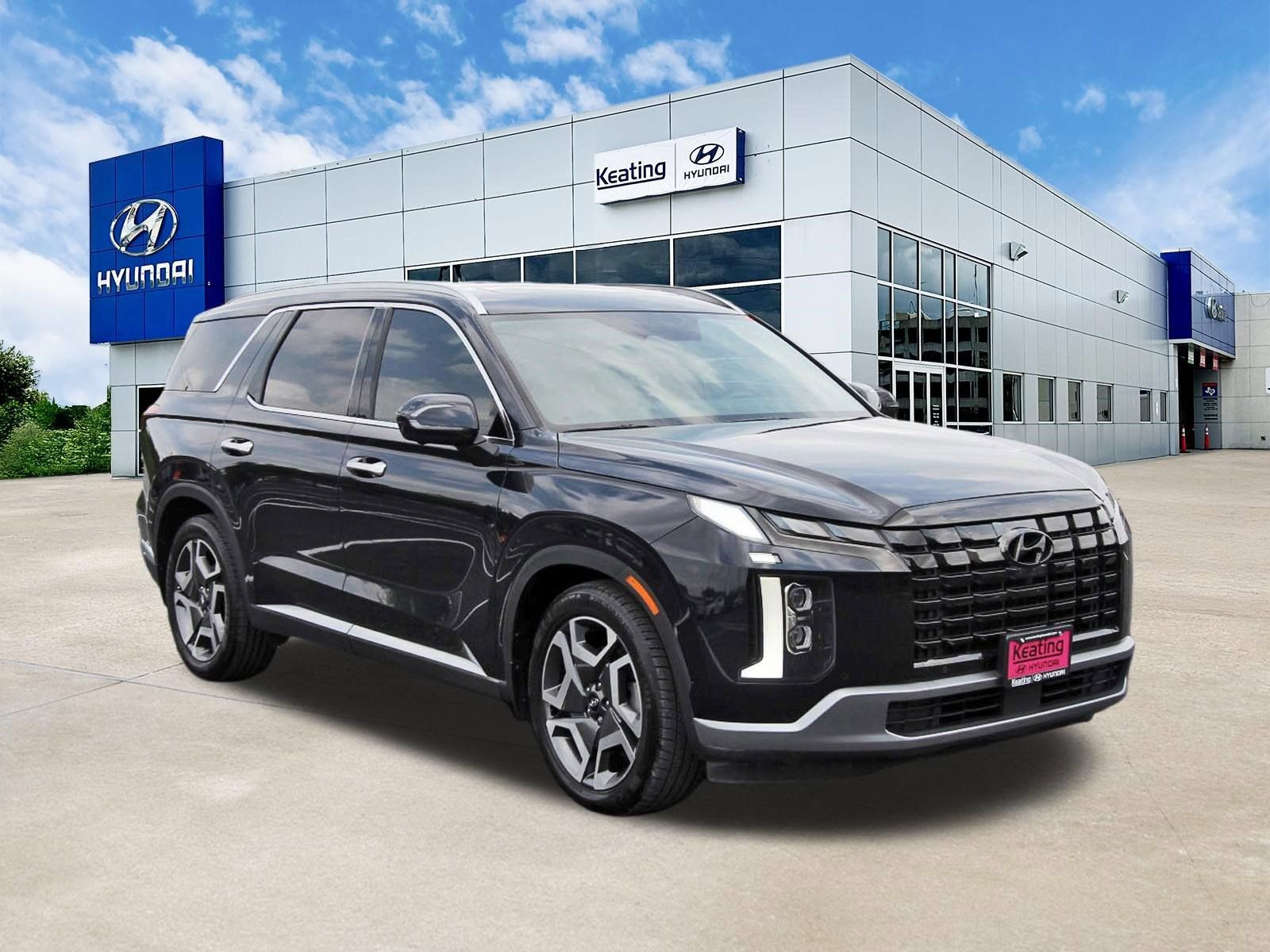 Used 2023 Hyundai Palisade Limited FWD image 3