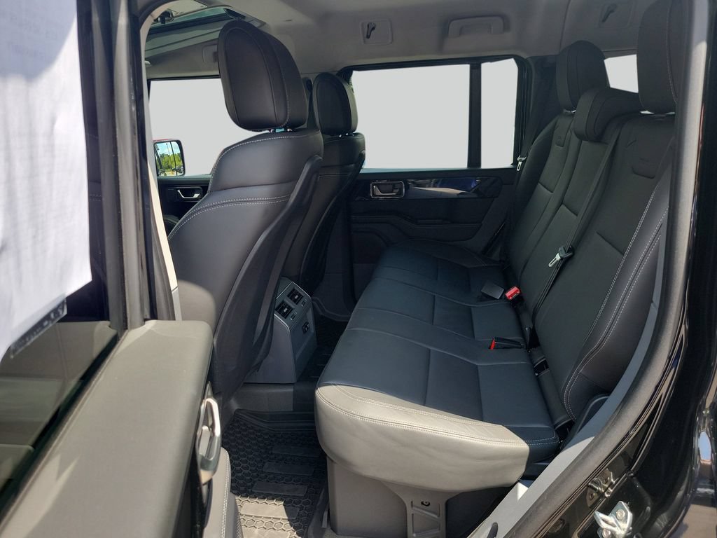 Used 2024 INEOS Grenadier Station Wagon AWD/4WD image 27
