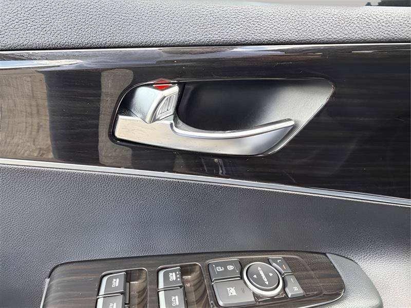 Used 2020 Kia Sorento FWD V6 image 22