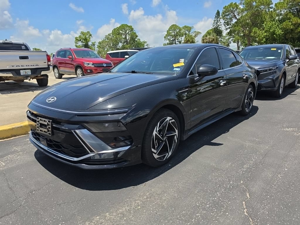 Used 2024 Hyundai Sonata SEL w/ Convenience Package FWD image 6