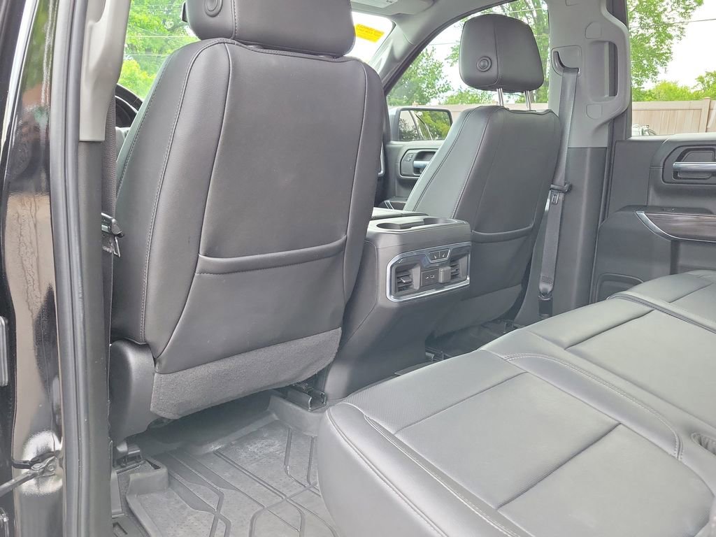 Used 2021 Chevrolet Silverado 1500 LTZ w/ LTZ Convenience Package II AWD/4WD image 16