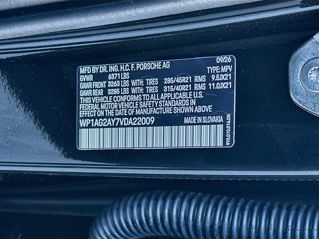 New 2027 Porsche Cayenne GTS AWD/4WD image 31