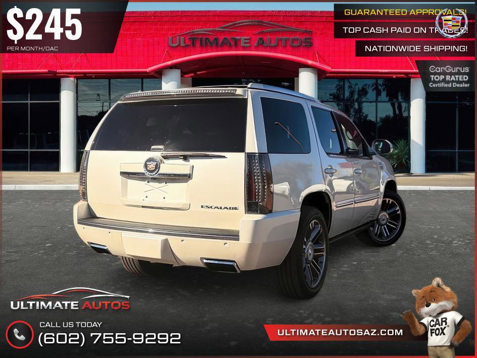 Used 2013 Cadillac Escalade Premium RWD image 3