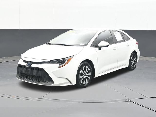 Used 2022 Toyota Corolla LE FWD image 3